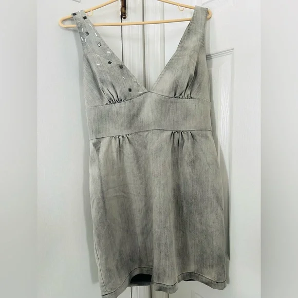 bebe grey dress Bebe Gray 100% Silk Top Sequin Lined Skirt Mini Dress S